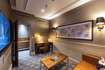 100 queens gate hotel london curio collection by hilton