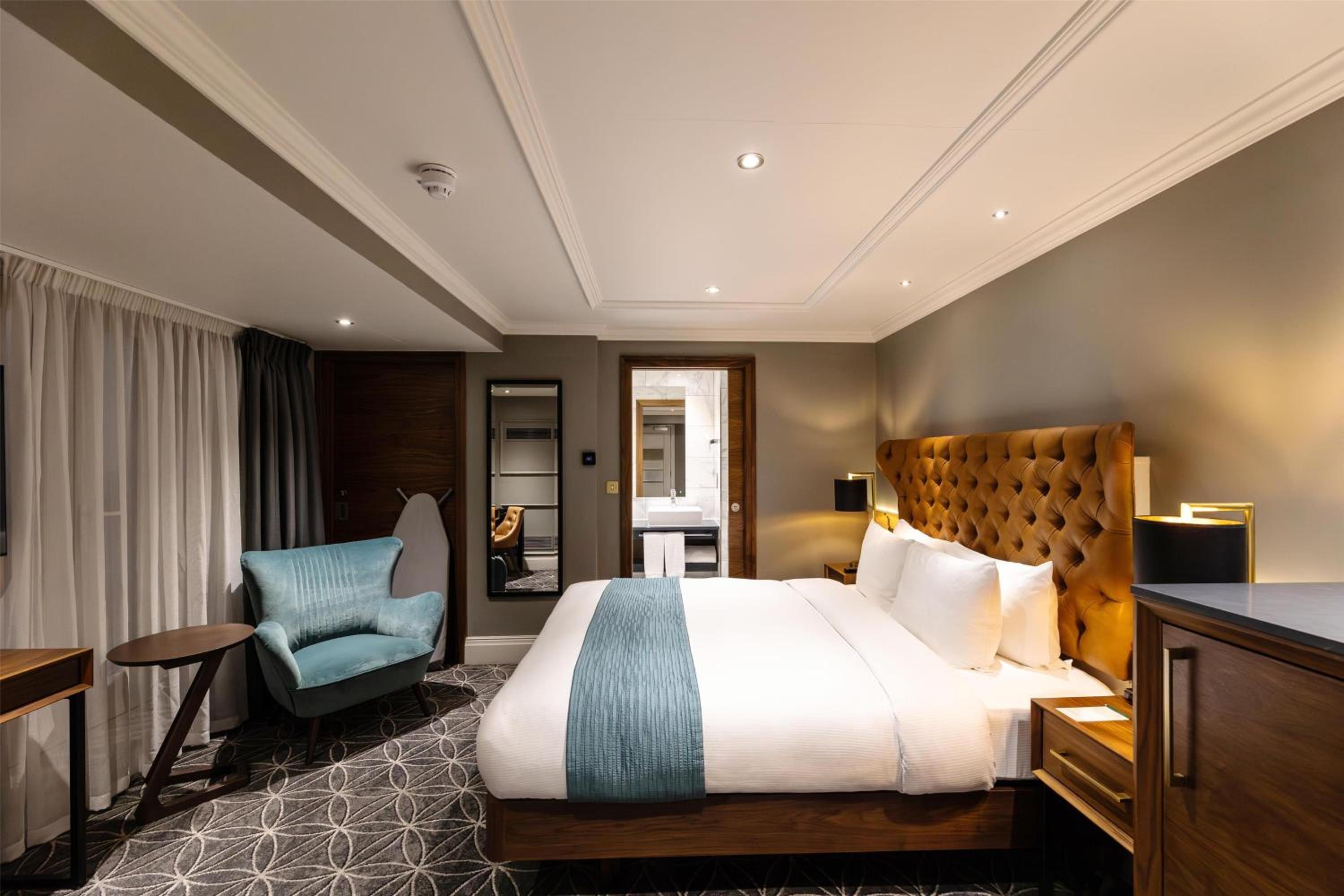 100 queens gate hotel london curio collection by hilton
