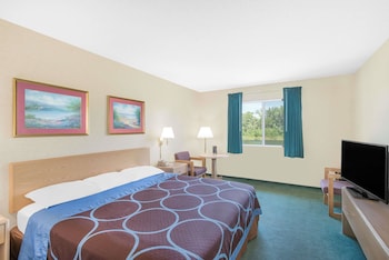 super 8 by wyndham canandaigua