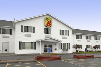 super 8 by wyndham canandaigua