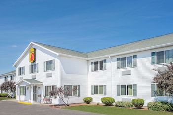 Super 8 By Wyndham Canandaigua,New York>>Canandaigua,3 star