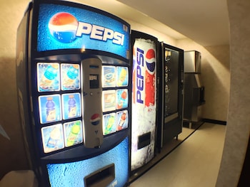 super 8 by wyndham canandaigua