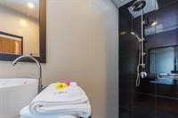 happy eight resort phuket