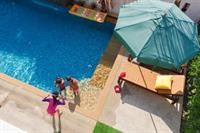 happy eight resort phuket