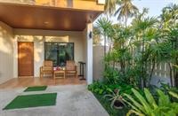 happy eight resort phuket