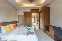 happy eight resort phuket