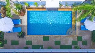 happy eight resort phuket