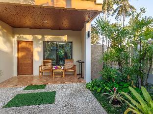 happy eight resort phuket