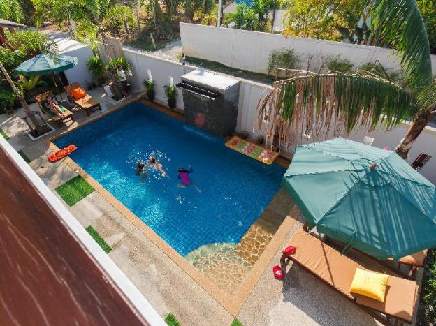 happy eight resort phuket