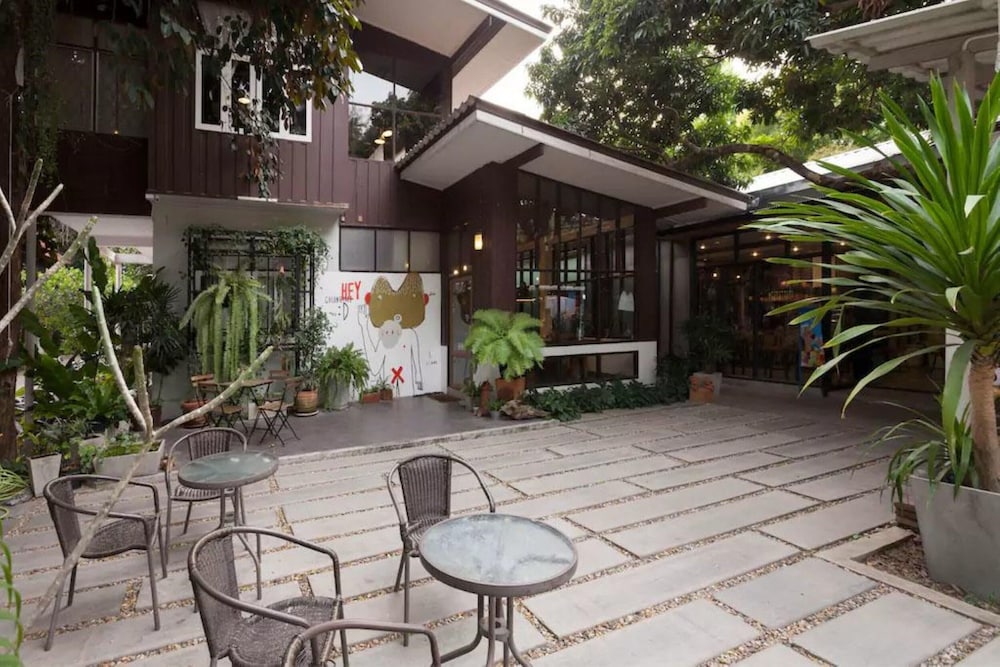 chiang mai d hostel