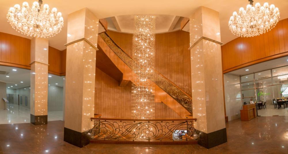 sky star hotel