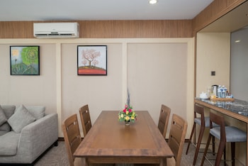 sky star hotel