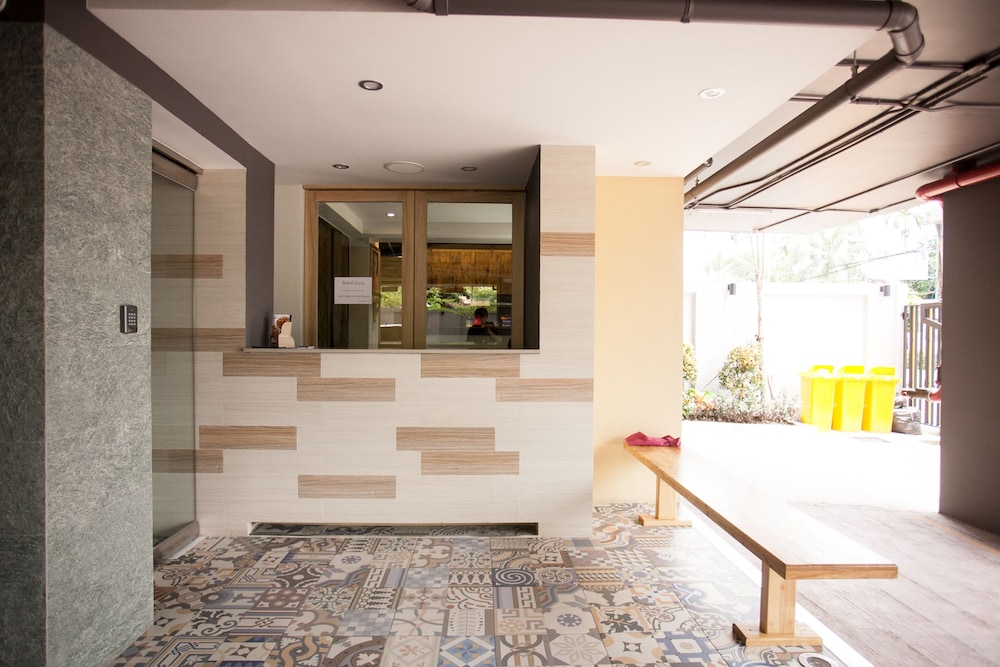 varrzon residence srinakarin 56