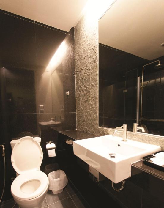varrzon residence srinakarin 56