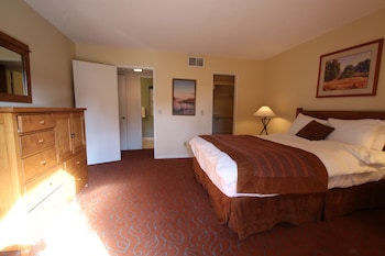 riviera oaks resort