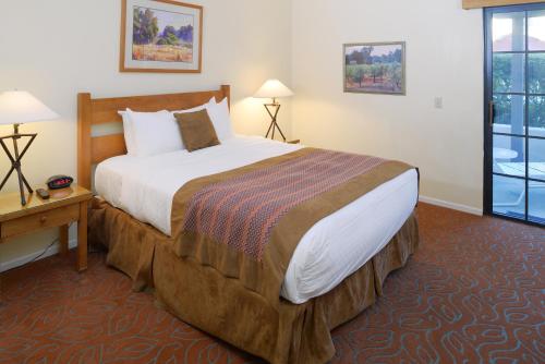 Riviera Oaks Resort,Escondido>>California,3 star