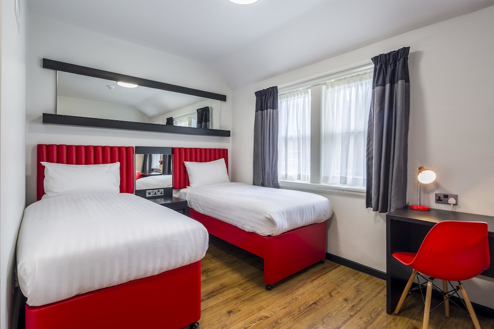 tune hotel liverpool