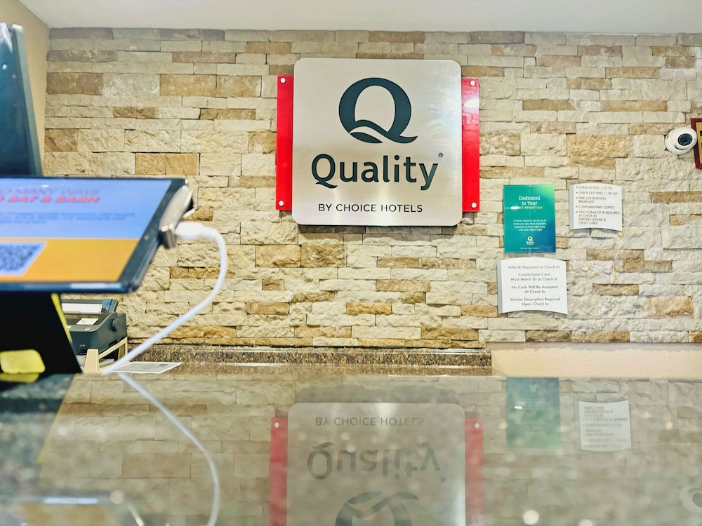 quality inn raynham taunton