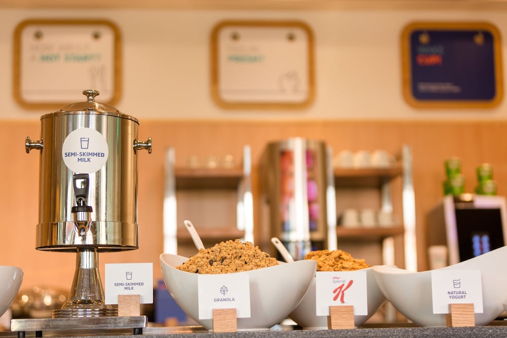 holiday inn express birmingham redditch by ihg