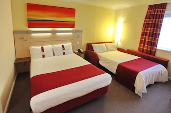 holiday inn express birmingham redditch by ihg
