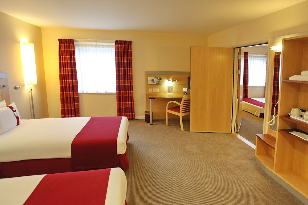 holiday inn express birmingham redditch by ihg