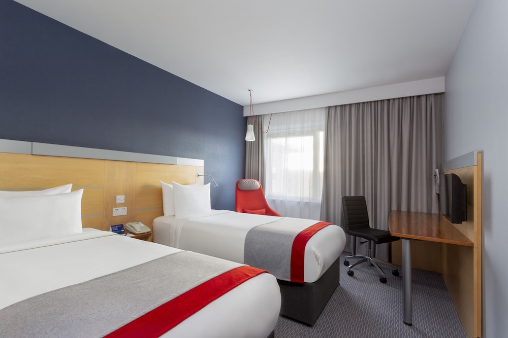 holiday inn express birmingham redditch by ihg