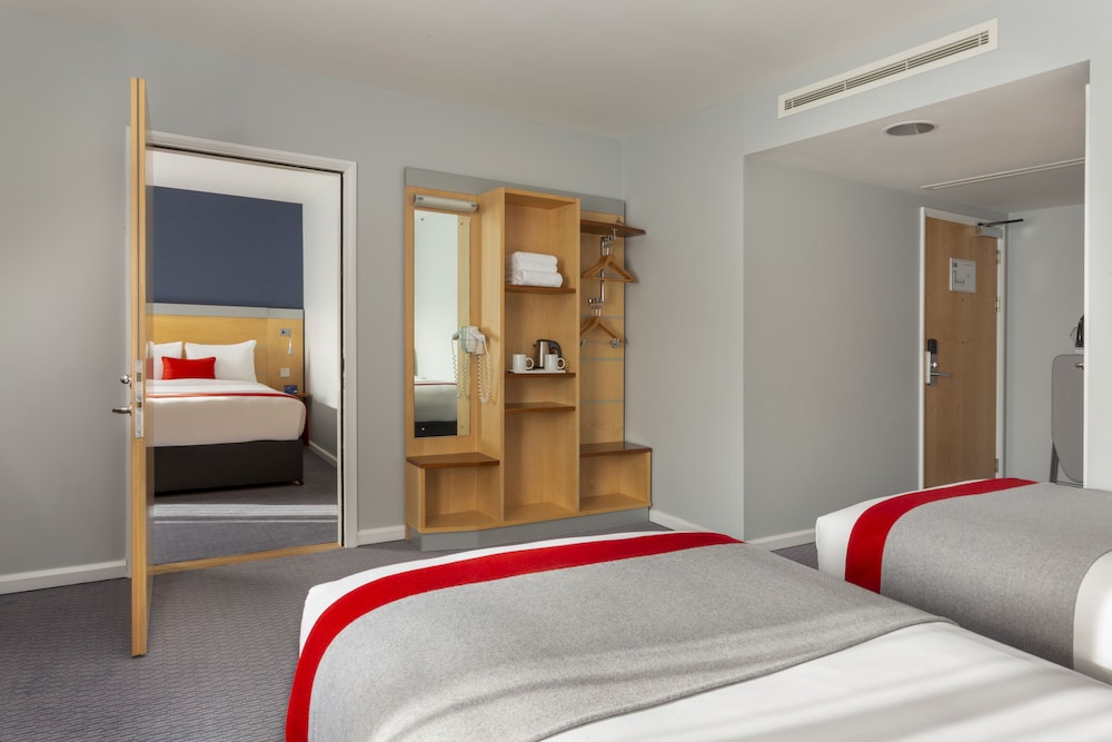 holiday inn express birmingham redditch by ihg