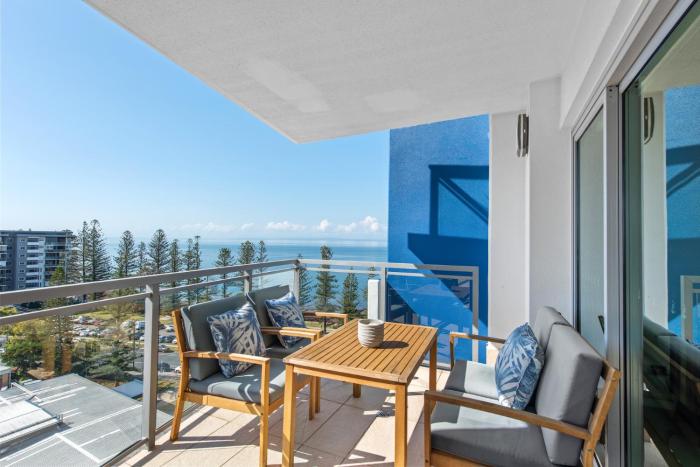 proximity waterfront apartments