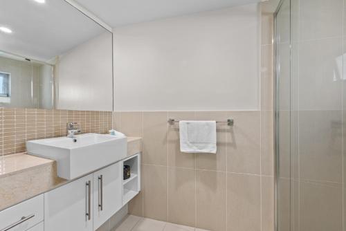 proximity waterfront apartments