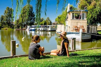 nrma yarrawonga mulwala holiday park