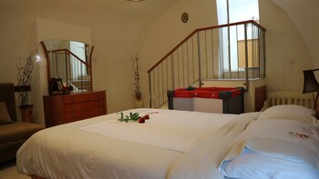 Santa Maria Guest House,German Colony>>Haifa,4 star