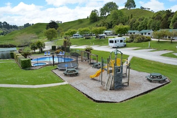 waitomo top 10 holiday park