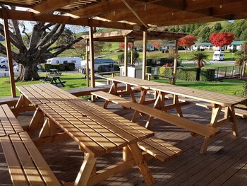 waitomo top 10 holiday park