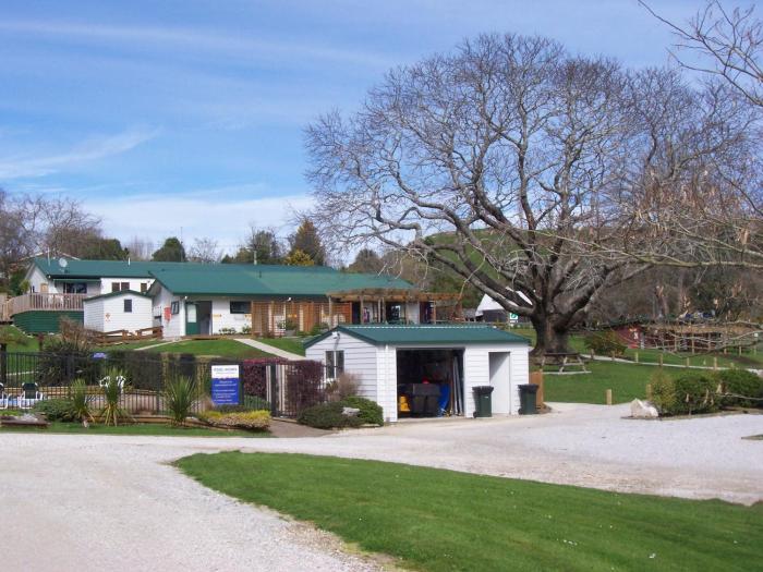 waitomo top 10 holiday park