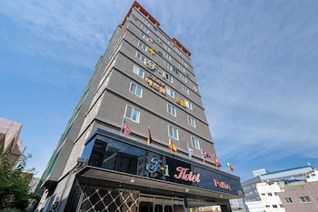 f one hotel