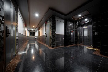 f one hotel
