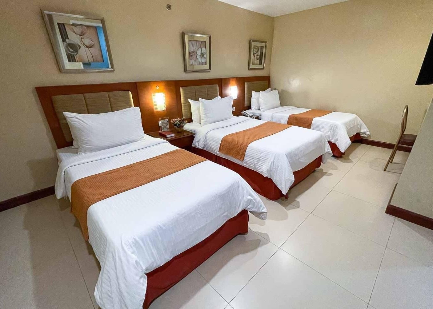 royal garden hotel