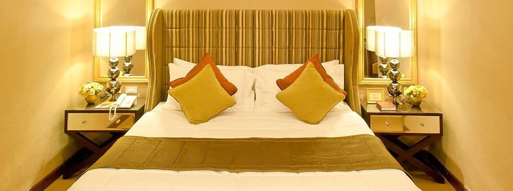 royal garden hotel