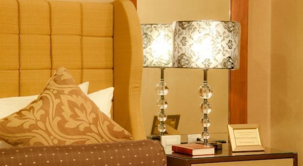 royal garden hotel