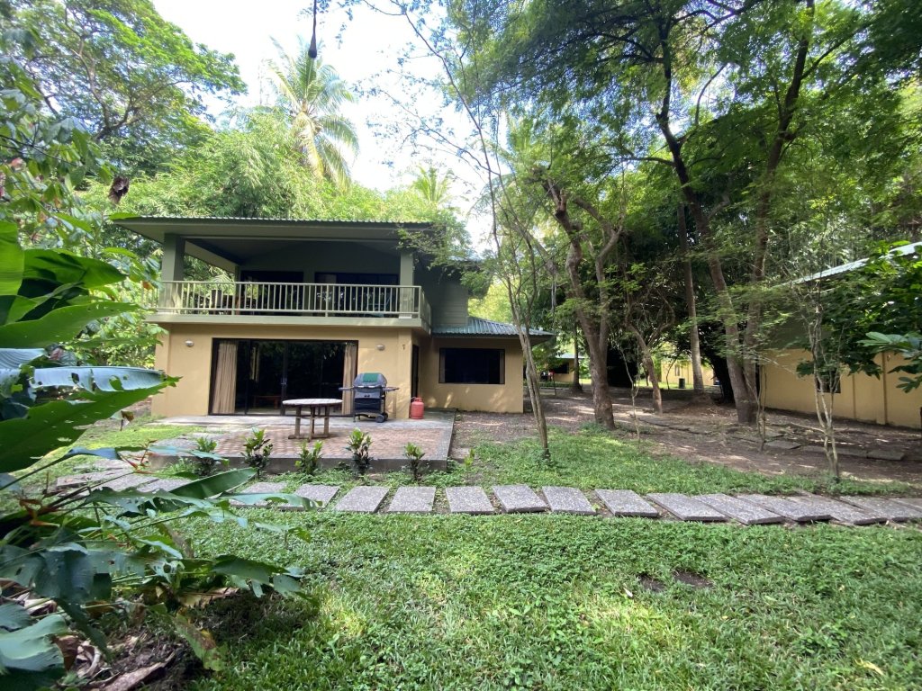 Puerto Barillas Marina & Lodge,El Cuco>>Bahia De Jiquilisco,4 star