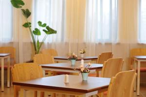 home inn shanghai nicheng lingang facility industrial park
