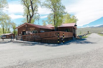 the longhorn ranch lodge and rv resort