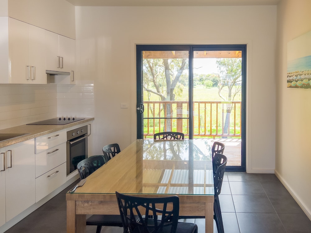 a1 motels port fairy motel and apartments