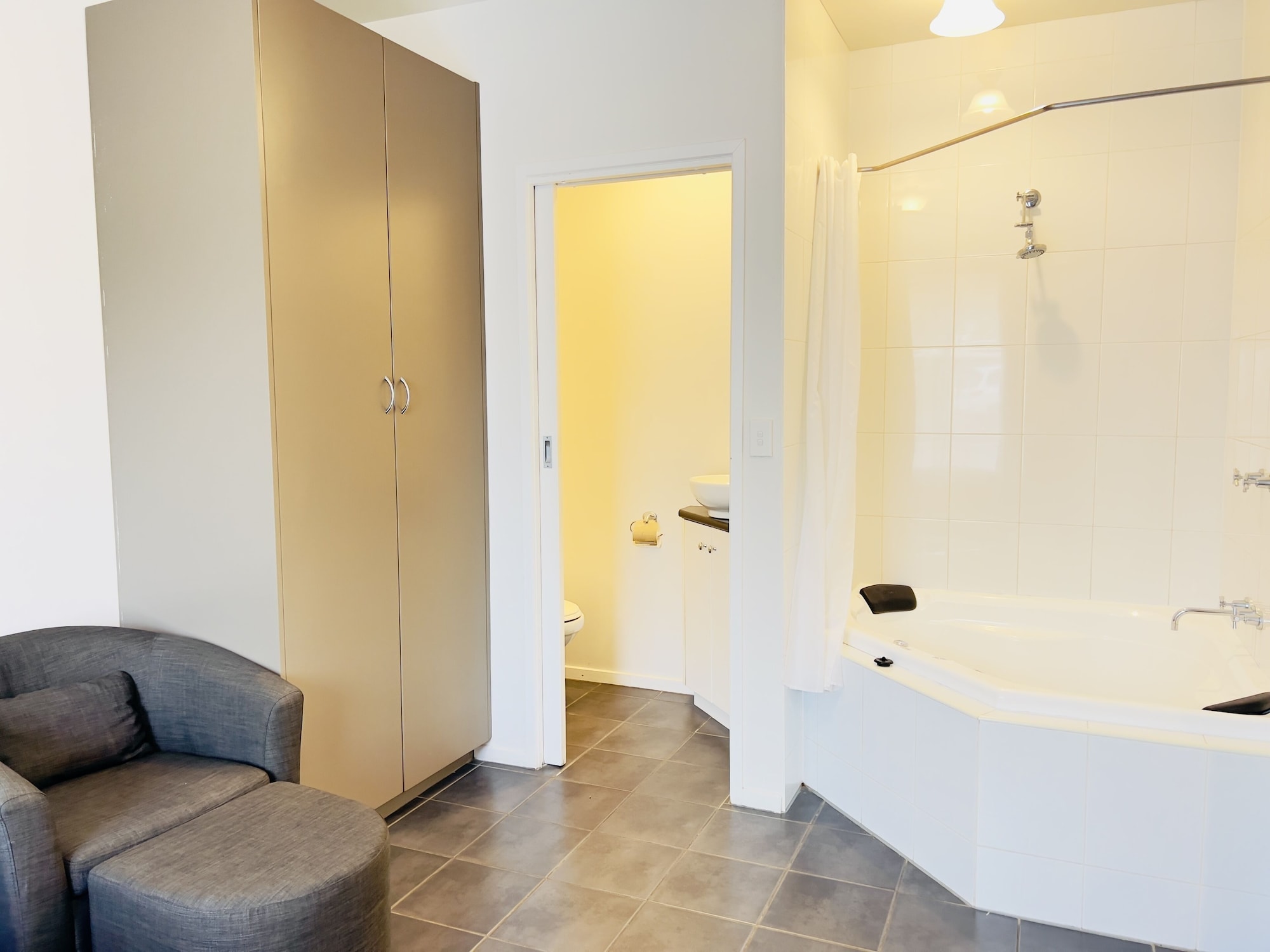 a1 motels port fairy motel and apartments