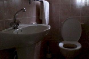 Mopani Lodge,Victoria Falls>>Hwange,3 star