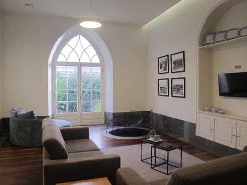 azores youth hostels sao miguel