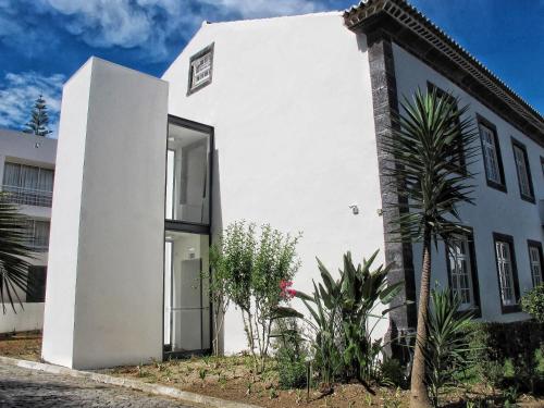 azores youth hostels sao miguel