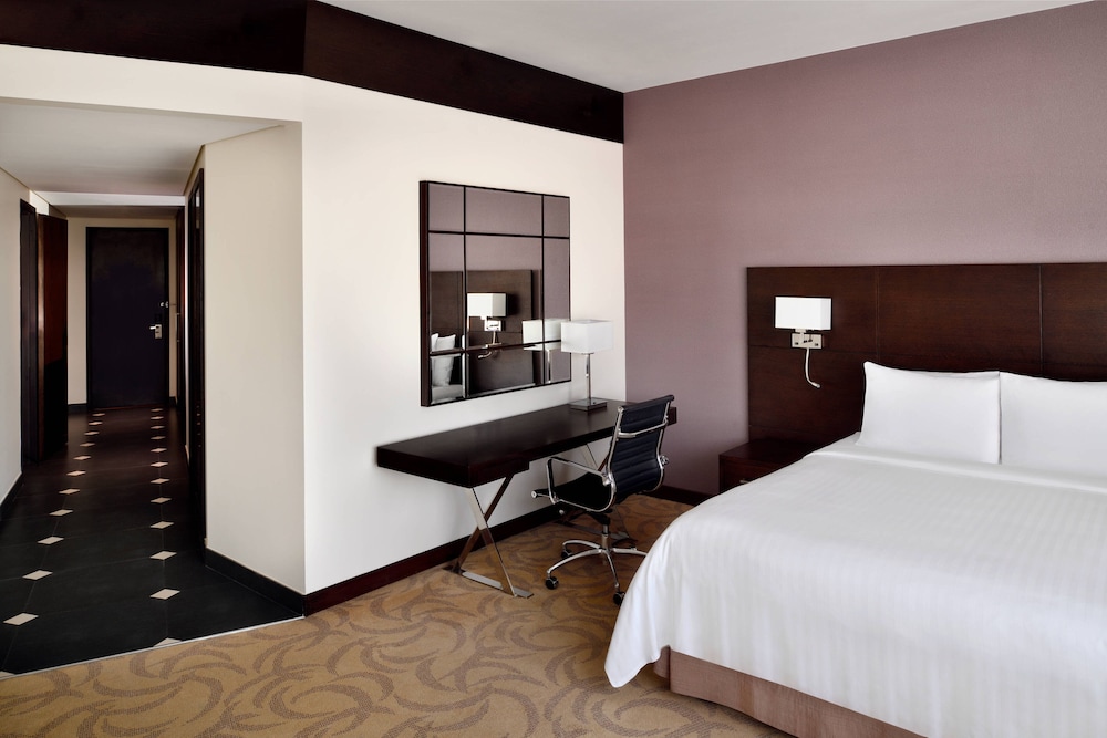 courtyard by marriott riyadh diplomatic quarter