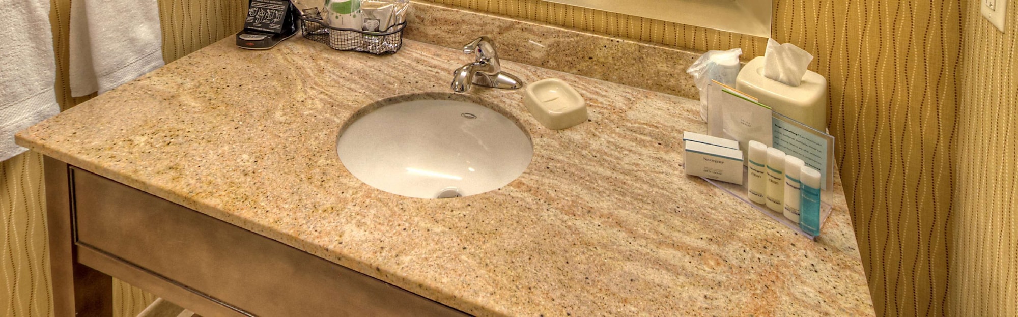 hampton inn and suites rochester henrietta