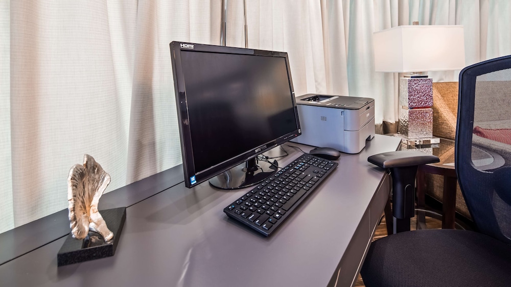 best western center inn